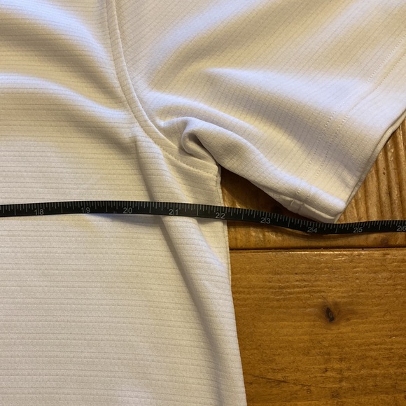 Under Armour Heatgear Men’s Polo Size Large. Like new - Picture 6 of 9